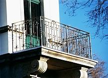 Balkongelnder geschmiedet